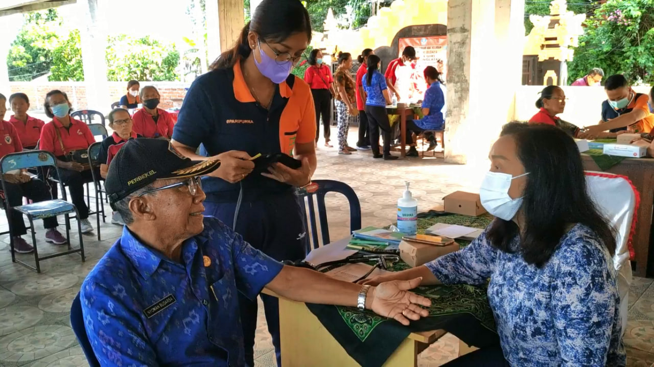Safari Kesehatan Lansia bersama Dokter Spesialis Penyakit Dalam